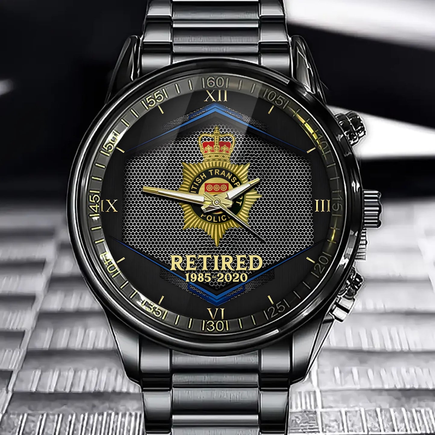 Personalisierte britische Polizei-Uhr im Ruhestand